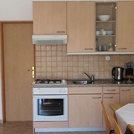 Apartments Grahovac Malinska Eksteriør bilde